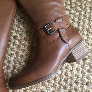 Naturalizer Dev Wide Calf Leather Boots. Size 8